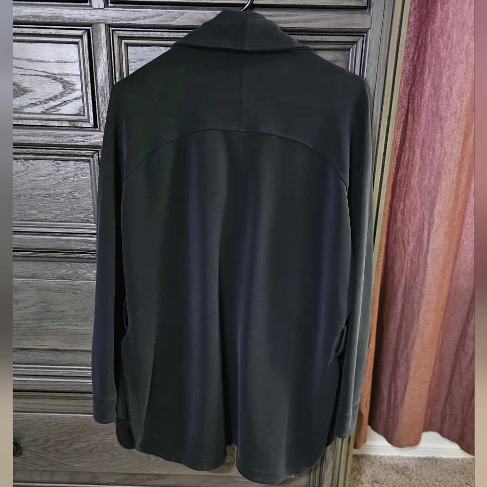 Lululemon Jacket - Picture 2 of 6
